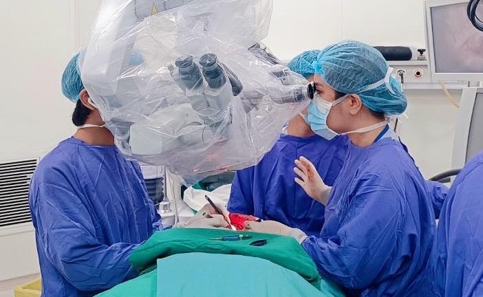 Đi khám vì đau miệng, bất ngờ phát hiện bị ung thư lưỡi