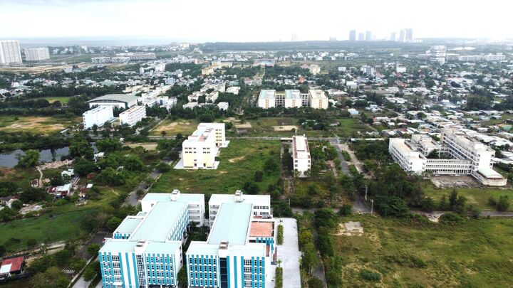 Nghìn hộ dân ‘sống treo’ gần 30 năm