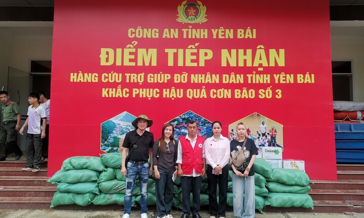 Chuyến xe 'Nghĩa đồng bào' của kiều bào Hàn Quốc hỗ trợ người dân vùng lũ