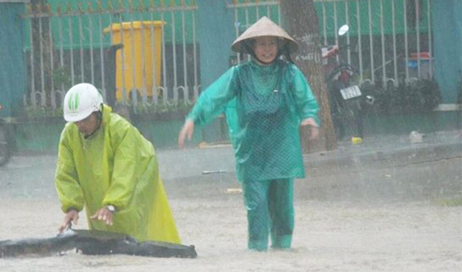 Đợt mưa trắng trời ở miền Trung khi nào giảm?