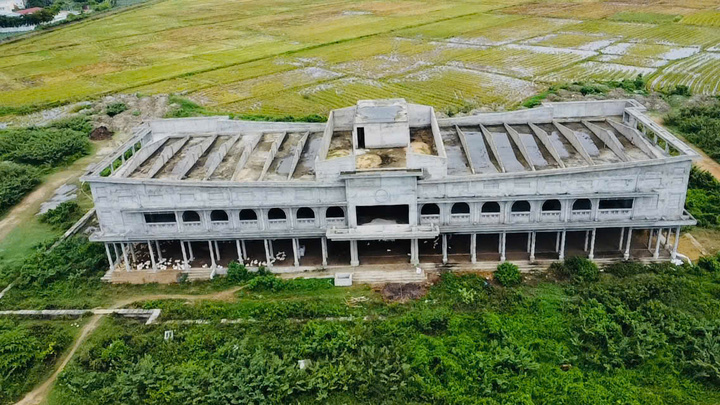 Cảnh nhếch nhác tại dự án trăm tỷ 'Khu dân cư phố chợ' ở Phú Yên