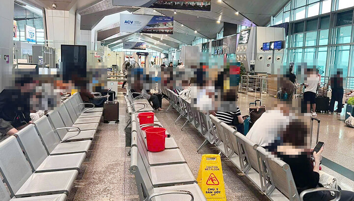 Cảng Hàng không quốc tế Vinh lý giải việc dùng xô hứng nước mưa ở nhà ga T1