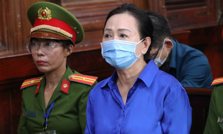 Trương Mỹ Lan: Đấu giá túi Hermes bạch tạng lâu, muốn con cháu chuộc lại