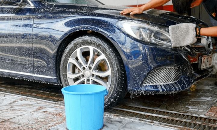 Có nên sử dụng nước giếng khoan rửa xe?