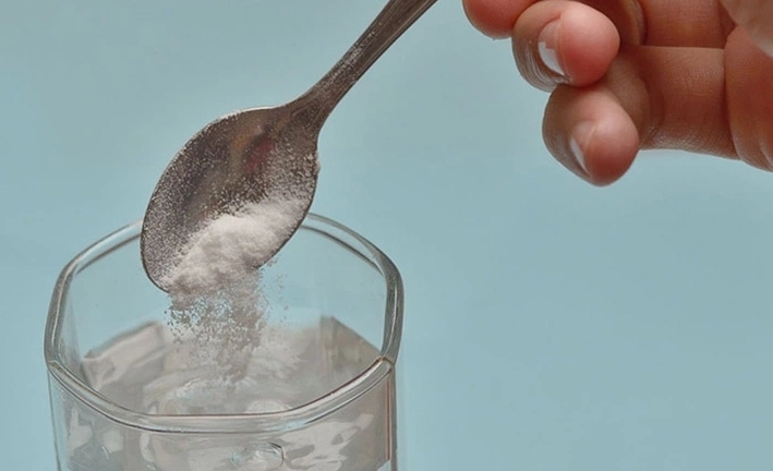 Điều gì xảy ra nếu uống nước muối đậm đặc mỗi ngày?