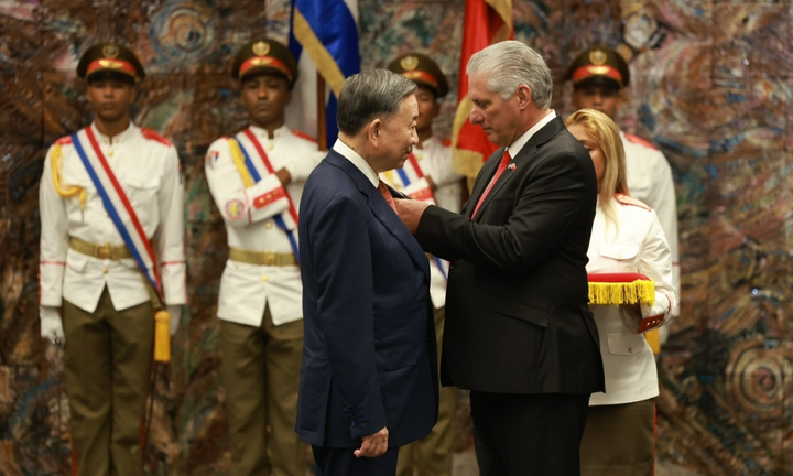 Tuyên bố chung Việt Nam - Cuba về tăng cường quan hệ đoàn kết truyền thống