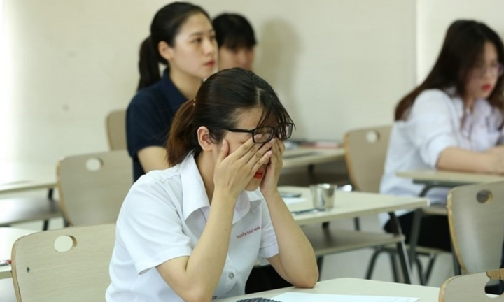 Nhiều tân sinh viên sốc sau khi 'nhập học ngành lỡ trúng tuyển'