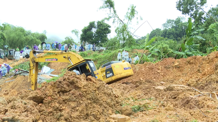Lời kể ám ảnh của nạn nhân thoát chết vụ sạt lở Hà Giang: 'Chạy không kịp nữa' 