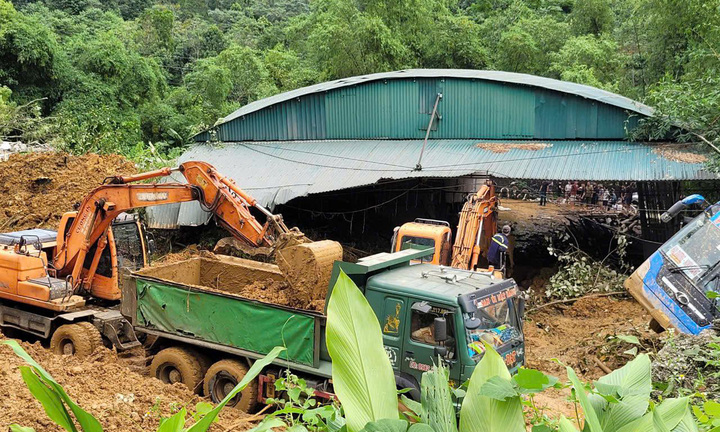 Sạt lở ở Hà Giang: Di dời khẩn cấp 46 hộ dân ra khỏi vùng nguy hiểm