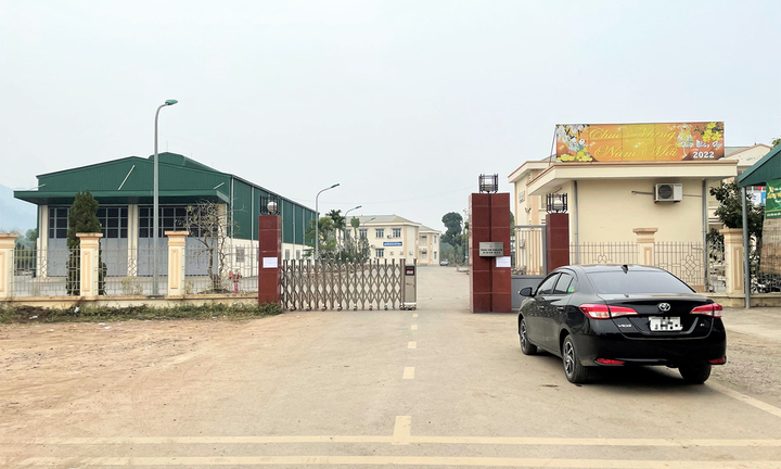 Nhận hối lộ, Phó Giám đốc Trung tâm Đăng kiểm ở Hòa Bình bị buộc thôi việc