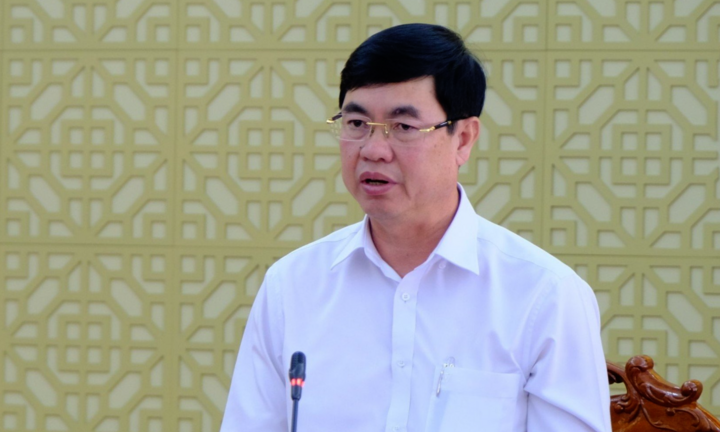 Phó Bí thư Thường trực Tỉnh ủy Lâm Đồng Trần Đình Văn nghỉ hưu trước tuổi