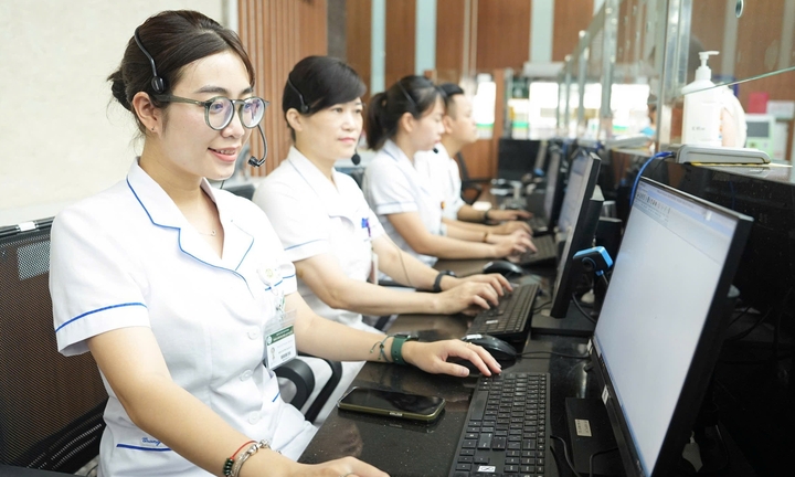 Khám bệnh buổi tối để giảm quá tải