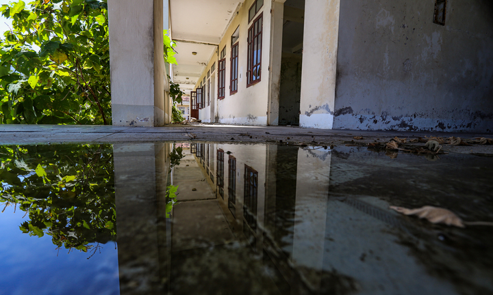 Ngôi trường tiền tỷ vắng bóng học sinh hơn một thập kỷ ở Hà Tĩnh 