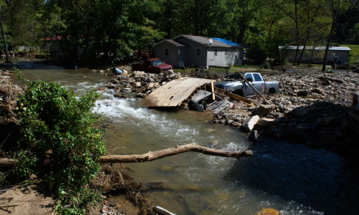 Người Mỹ 'ngụp lặn' trong tin đồn và thuyết âm mưu sau bão Helene