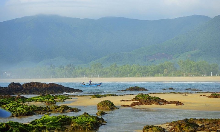 4 ghềnh đá tuyệt đẹp ít người biết ở Việt Nam