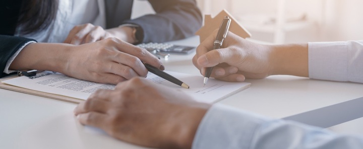 Chồng mua bảo hiểm nhưng qua đời, vợ làm gì để được hưởng tài sản?