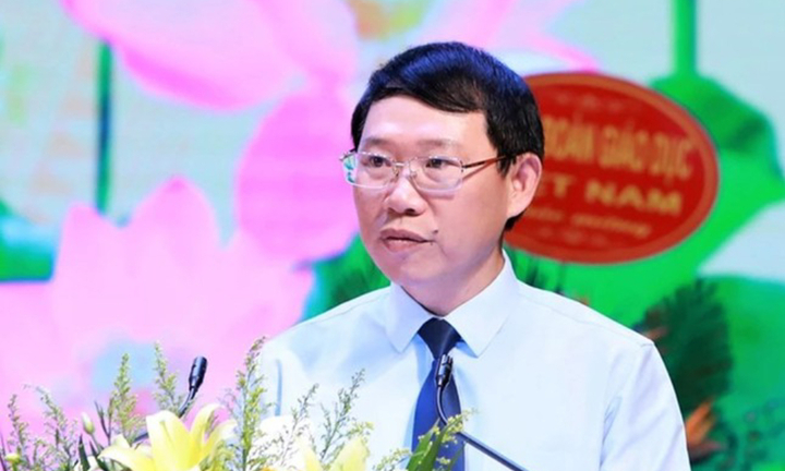 Miễn nhiệm chức Chủ tịch UBND tỉnh Bắc Giang với ông Lê Ánh Dương