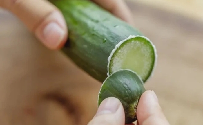 Tại sao dưa chuột hay bị đắng?