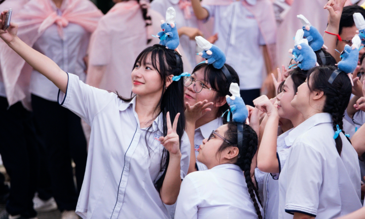 Cho phép thành lập các trường THPT chuyên tư thục 