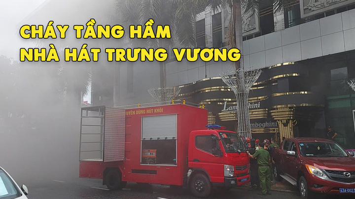Cháy quán bar giữa trung tâm Đà Nẵng, nhà hát Trưng Vương mù mịt khói đen
