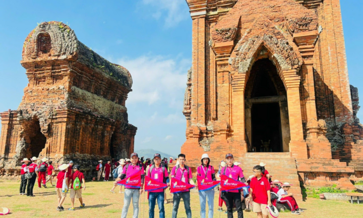 Hướng dẫn viên Quy Nhơn Tourist - người dẫn đường địa phương nhiệt huyết