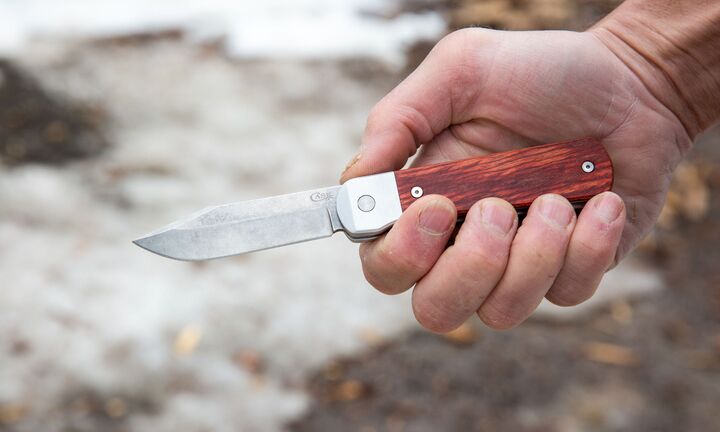 Cô gái bị sát hại trong nhà nghỉ ở Đà Nẵng: Nghi phạm tự tử bất thành