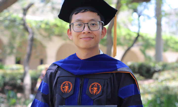 Tiến sĩ 9X bỏ việc ở Mỹ về Việt Nam