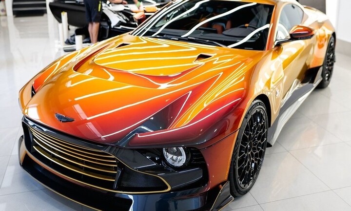 Mẫu Aston Martin có màu sơn đắt hơn một chiếc Porsche 911 mới