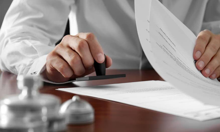 Khi nào hợp đồng mua bán bắt buộc phải công chứng?