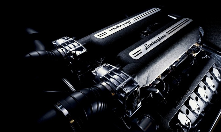 Vì sao động cơ V10 bị lãng quên?