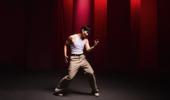 Chủ nhân hit 'Nàng thơ': Tôi sẽ 'phát điên' nếu tiếp tục viết nhạc tình yêu