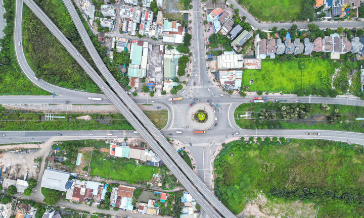 Toàn cảnh điểm đen tai nạn giao thông ai cũng khiếp sợ ở TP.HCM