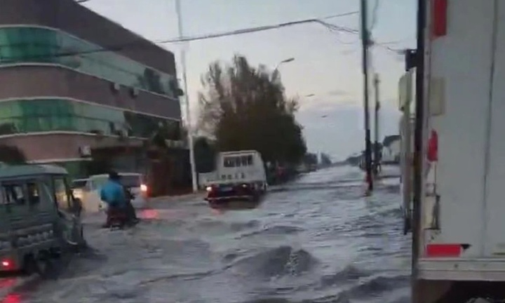 Trung Quốc: Nước biển dâng cao chưa từng thấy, tràn vào nhiều thành phố