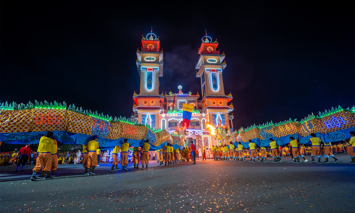 Độc đáo đại lễ Hội yến Diêu Trì Cung đạo Cao Đài tại Tây Ninh