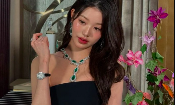 Sao Hàn 29/10: Công chúa Kpop đeo trang sức tiền tỷ, khoe nhan sắc ngọt ngào