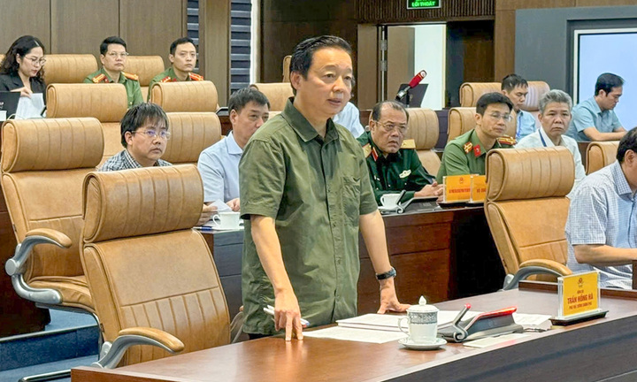 Quân đội huy động hơn 275.000 người ứng phó bão Trà Mi