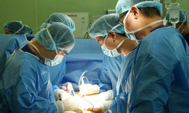 Nam công nhân chết não hiến tạng cứu 4 người