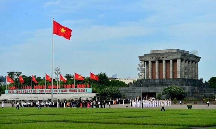 Quay phim, chụp ảnh tại khu vực cấm thuộc Lăng Chủ tịch Hồ Chí Minh sẽ bị phạt