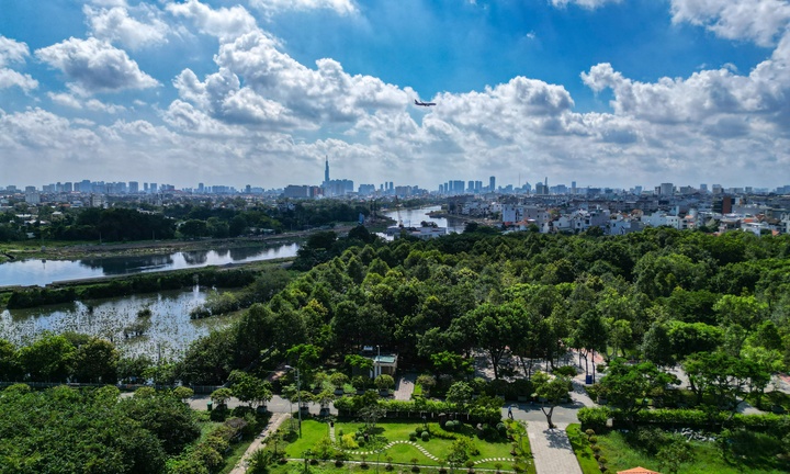 Công viên trăm tỷ ở TP.HCM dang dở sau 23 năm