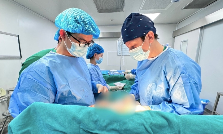 Gặp họa sau tiêm 'dung dịch tiêu mỡ'