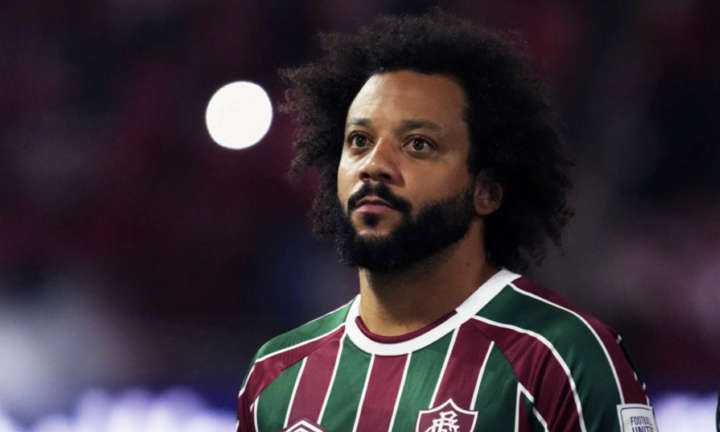 Bạn thân Ronaldo thất nghiệp ở tuổi 36