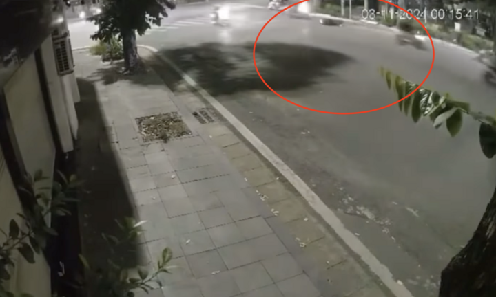 Triệu tập nhóm 'quái xế' tông tử vong cô gái chờ đèn đỏ ở Hà Nội