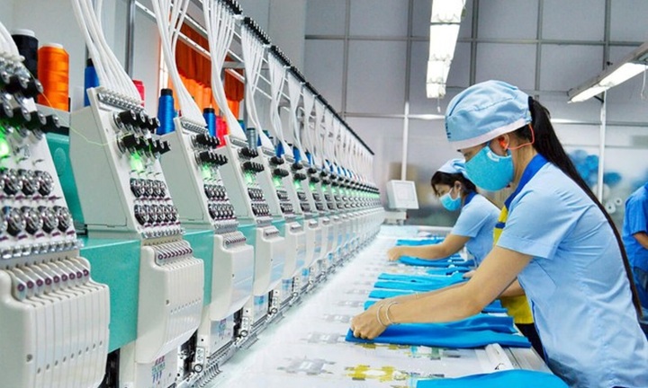 Không có đơn hàng, doanh nghiệp may Garmex Sài Gòn phải bán tài sản