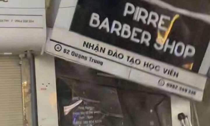 Đào móng xây dựng làm sập nhà hàng xóm ở Hà Nội