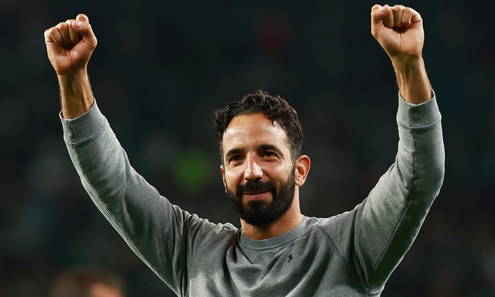 HLV mới của Man Utd khiến Man City thảm bại