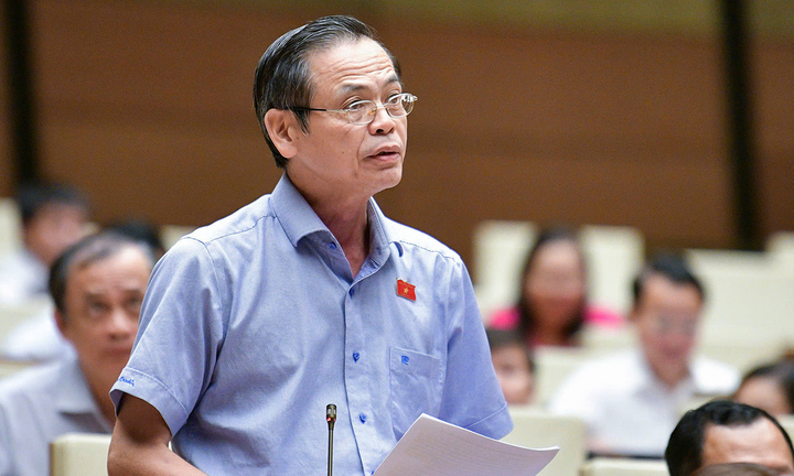 Ngại ngần khi chỉ sơn tường, thay gạch lát... trăm triệu cũng phải đấu thầu