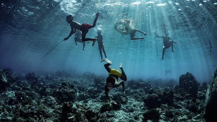 Kỳ lạ bộ tộc 'người cá' có đặc điểm di truyền để lặn sâu dưới biển