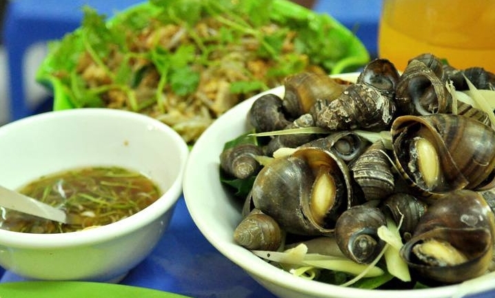 Ăn ốc có nên bỏ đuôi?