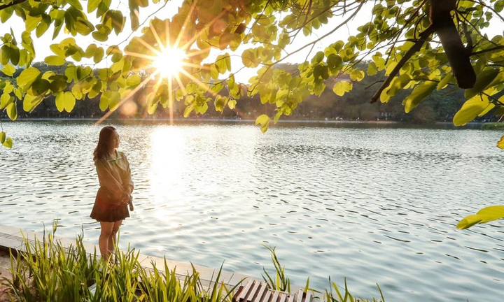 Dự báo thời tiết 10 ngày tới: Bắc Bộ nắng hanh, Trung Trung Bộ hứng mưa