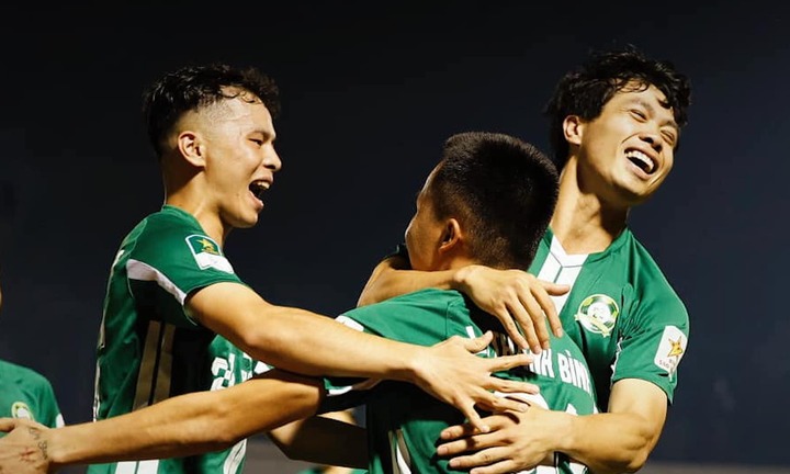 Công Phượng nhạt nhòa, Bình Phước thắng vất vả Trẻ TP.HCM